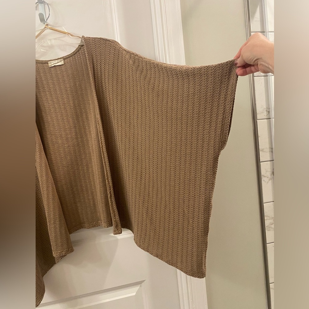 Altar’d State Oversized Tan Open-Front Poncho Size S - Picture 3 of 4